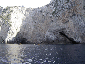 limestone cliffs in Assos trip